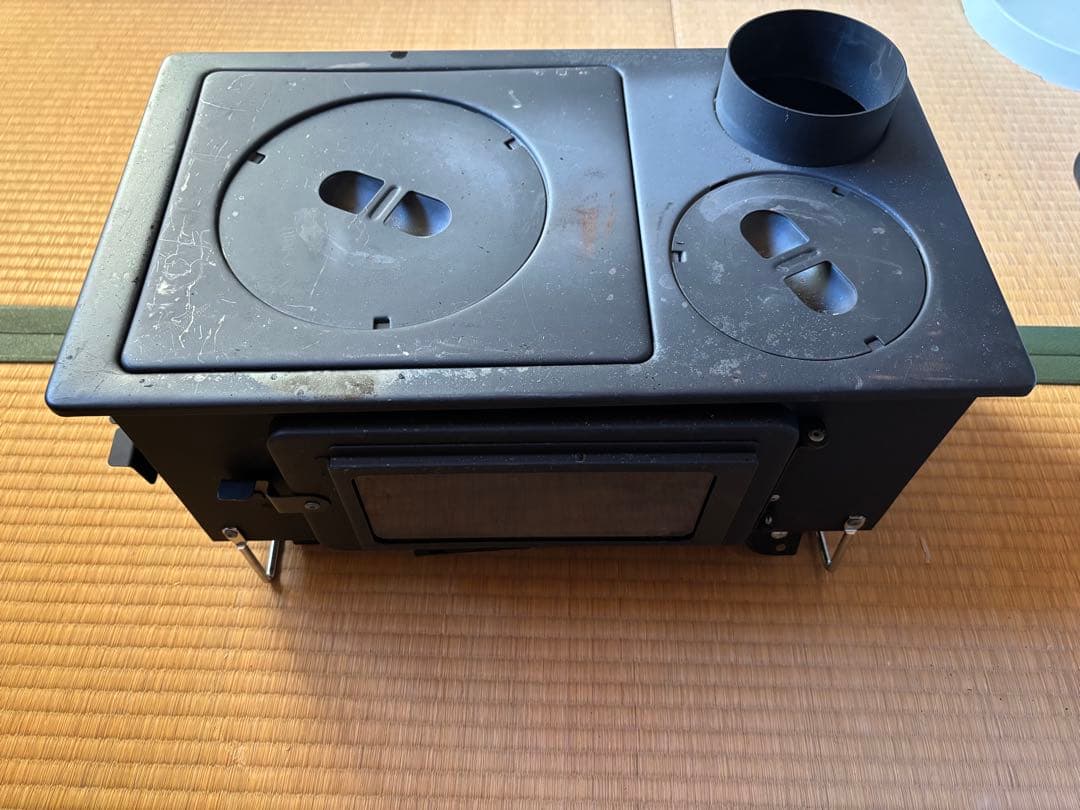 【タイムセール】キャプテンスタッグ 薪ストーブ 煙突付き 黒