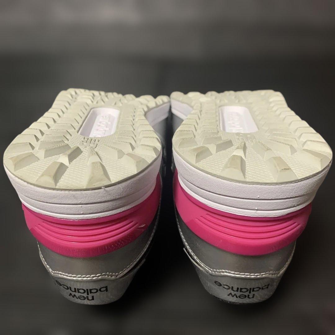 【美品】ニューバランス　ゴルフシューズ　シルバー　24センチ