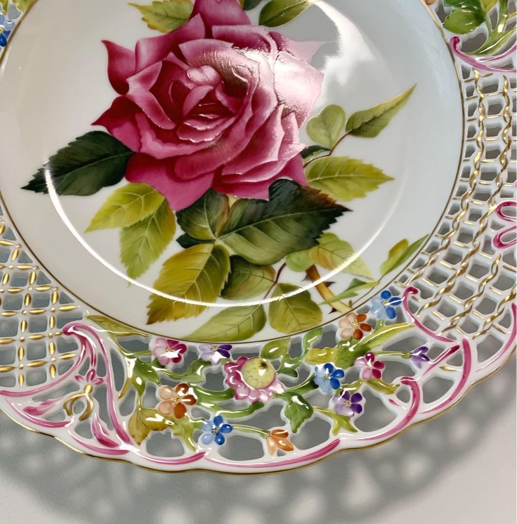 【HEREND】薔薇　プレート　ピアス