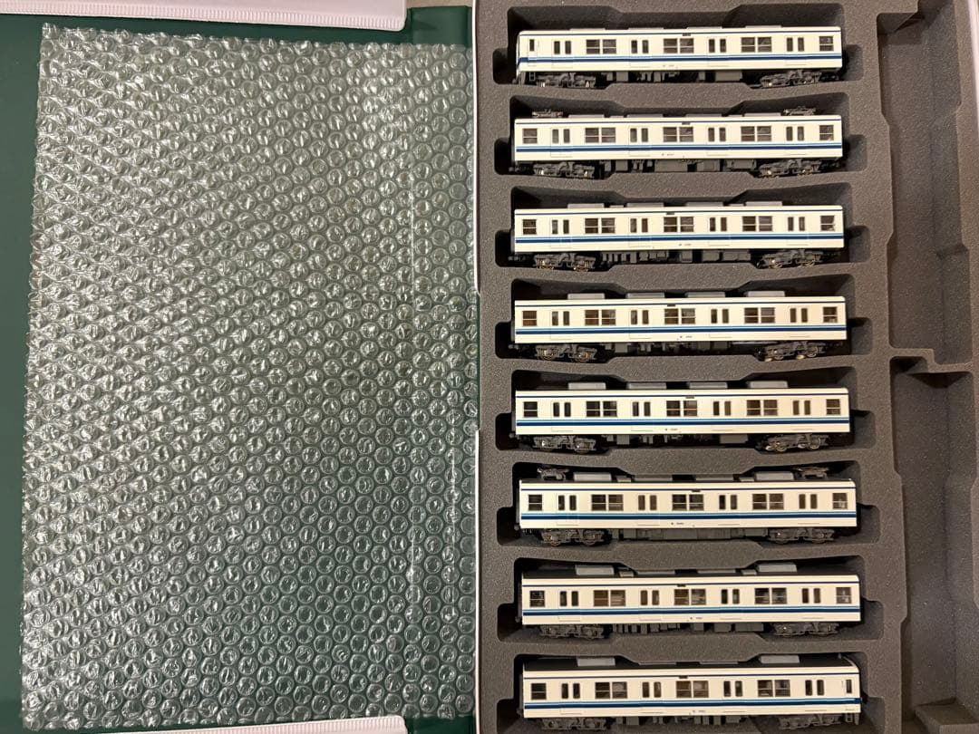 東武8000系　8両編成　KATO (貫通扉増設車に組み替え済)