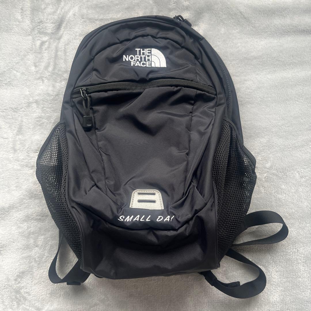 THE NORTH FACE SMALL DAY ブラックリュック
