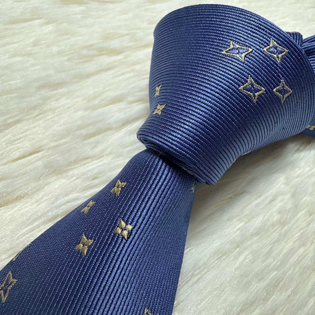 【美品】LOUIS VUITTON ネクタイ　高級シルク　ブルー
