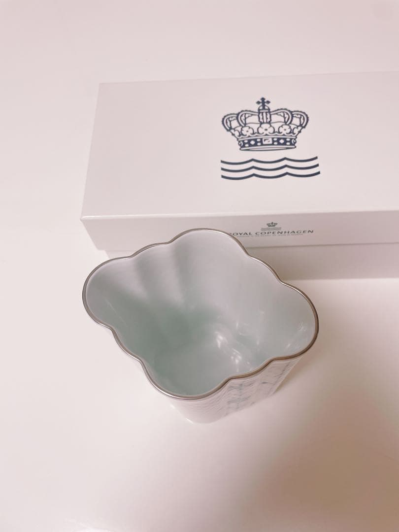 【ロイヤルコペンハーゲン 】ブルーパルメッテプラチ　ベース（新品）