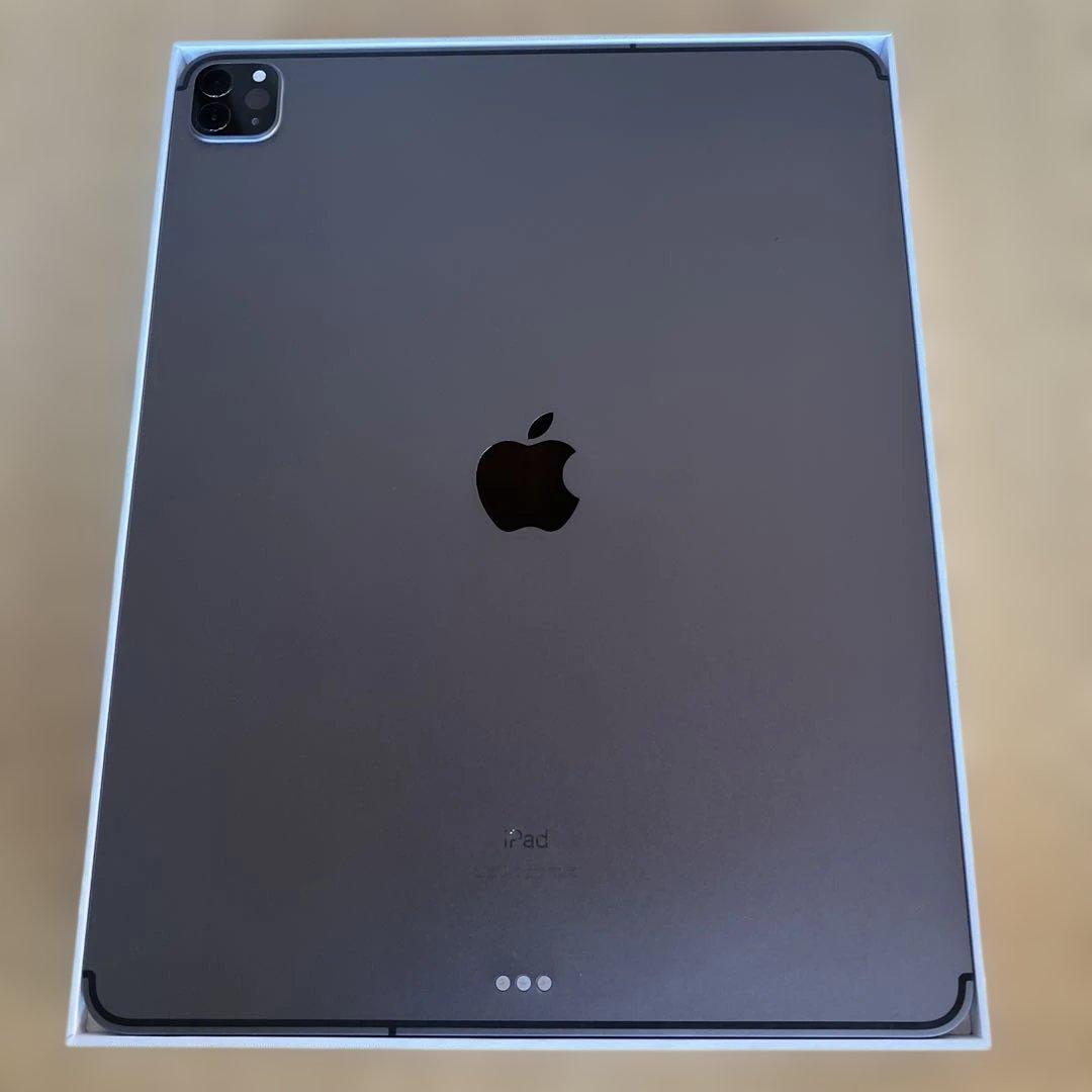iPad Pro 12.9 第4世代 Cellular 1TB グレー 84%