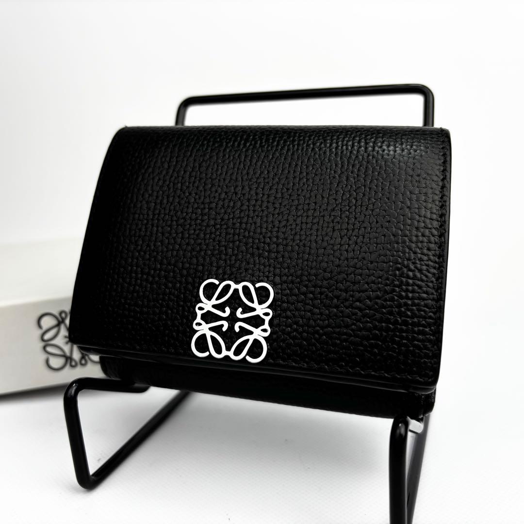 LOEWE ロエベ　アナグラム　トライフォールドウォレット　Ｗホック　三つ折り