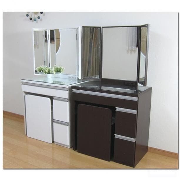 ドレッサー★三面鏡★収納★メイク台★収納家具★メイク用品