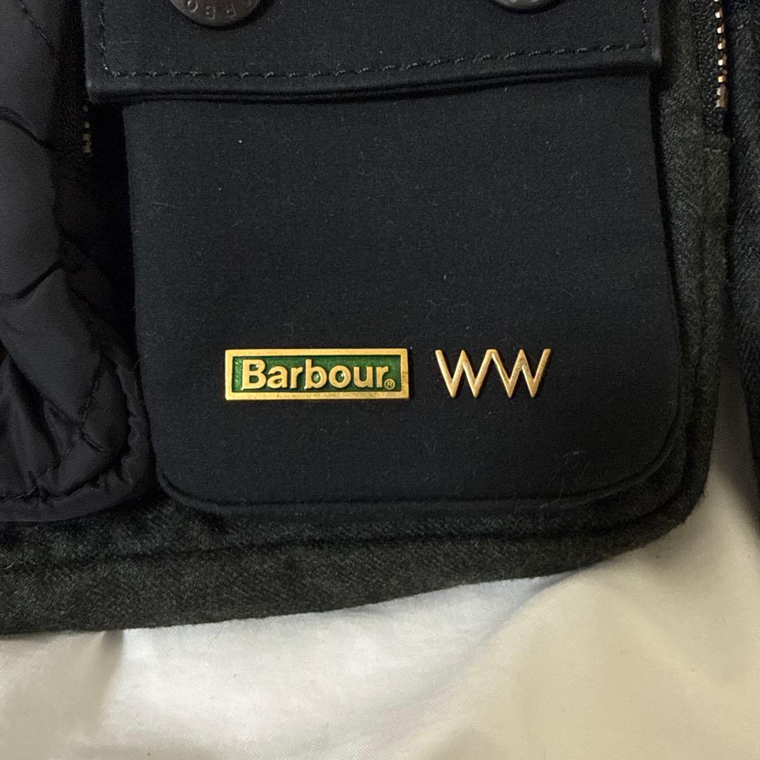 Barbour WW ブラックボディバッグ