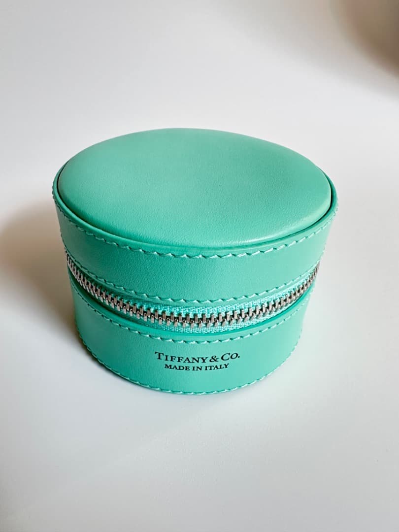 お値下げ中【新品】 Tiffany ティファニー レザー ジュエリーケース