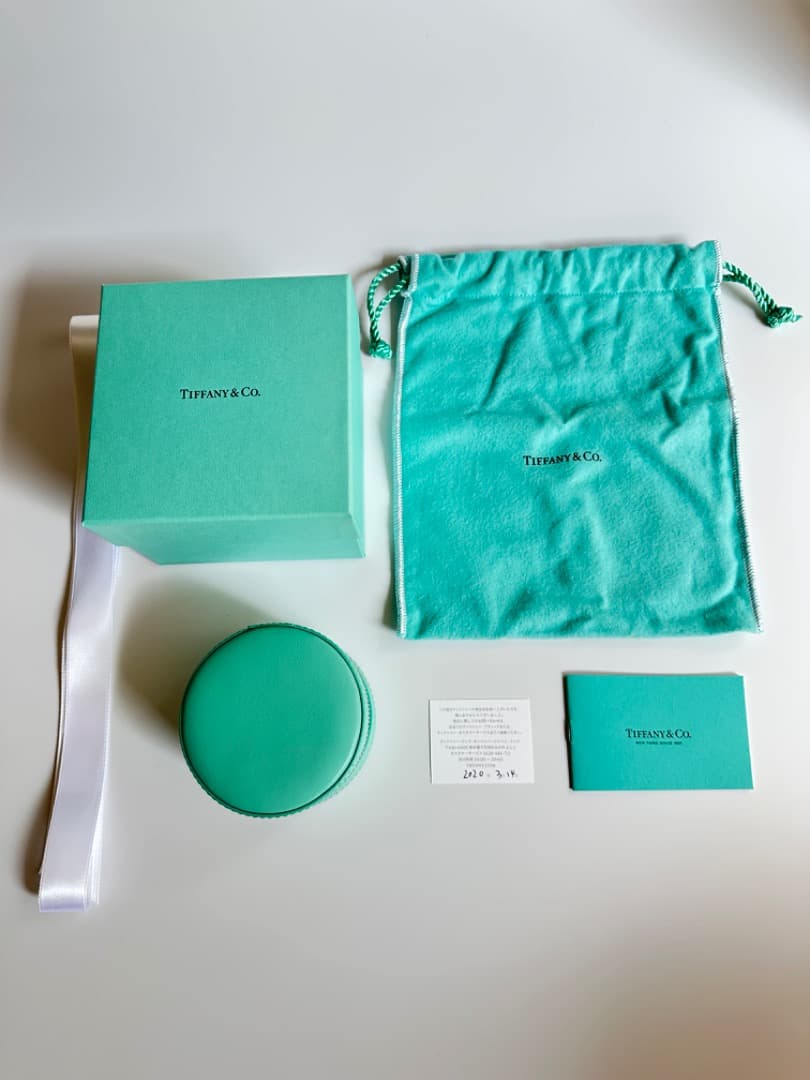 お値下げ中【新品】 Tiffany ティファニー レザー ジュエリーケース