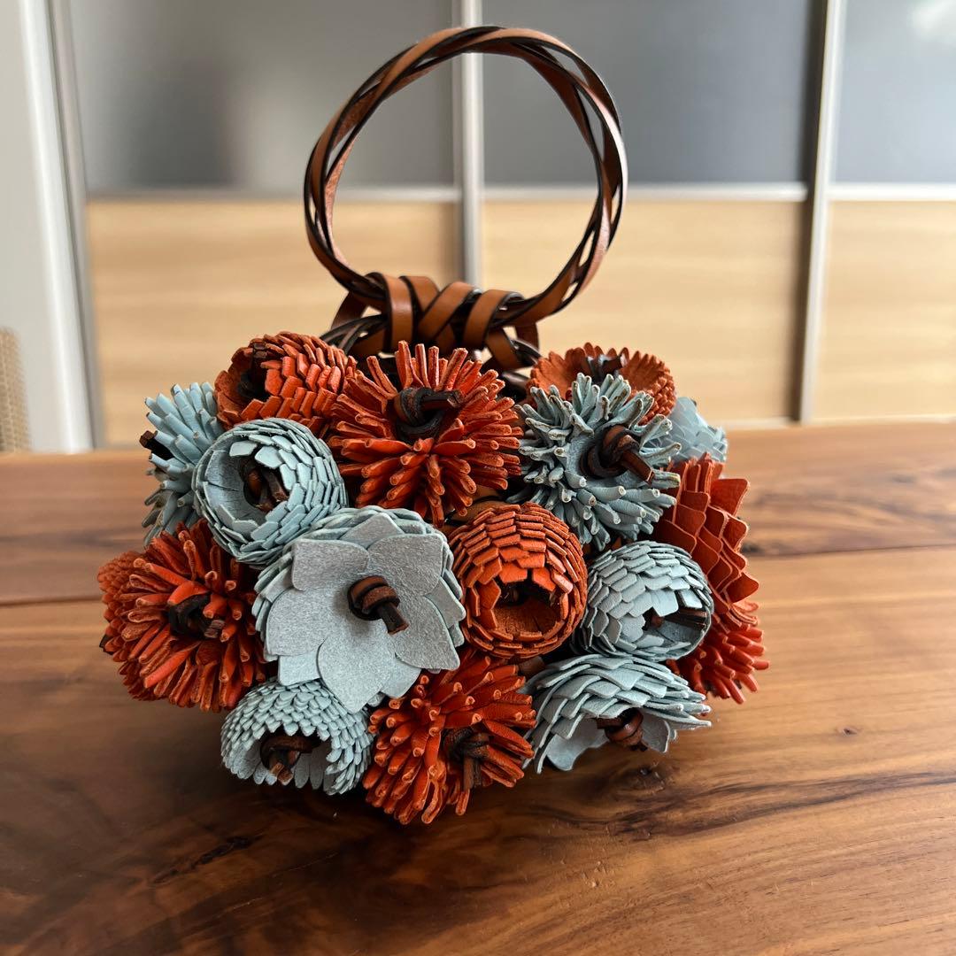 ロエベ　花瓶オレンジ