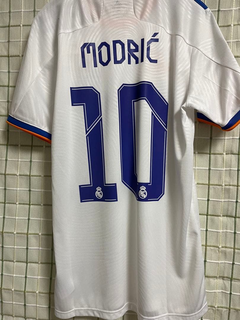 【最終値下げ】レアル・マドリード　モドリッチ　レプリカユニフォーム