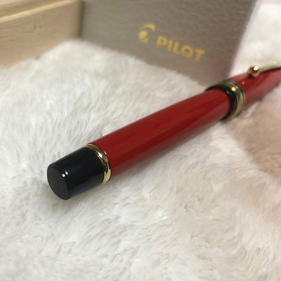 ☆新品未使用 パイロット 万年筆 カスタム845 朱 字幅 細字 F☆