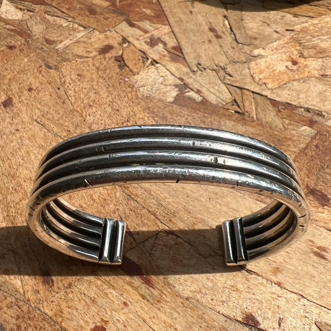 アクセサリー CODY SANDERSON C1-03-007 4RoundWireCuff