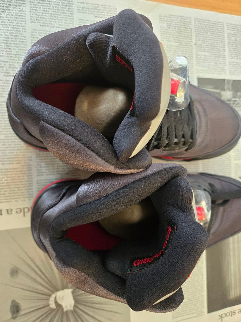 Air Jordan 5 ブラック/ユニバーシティーレッド　27.5