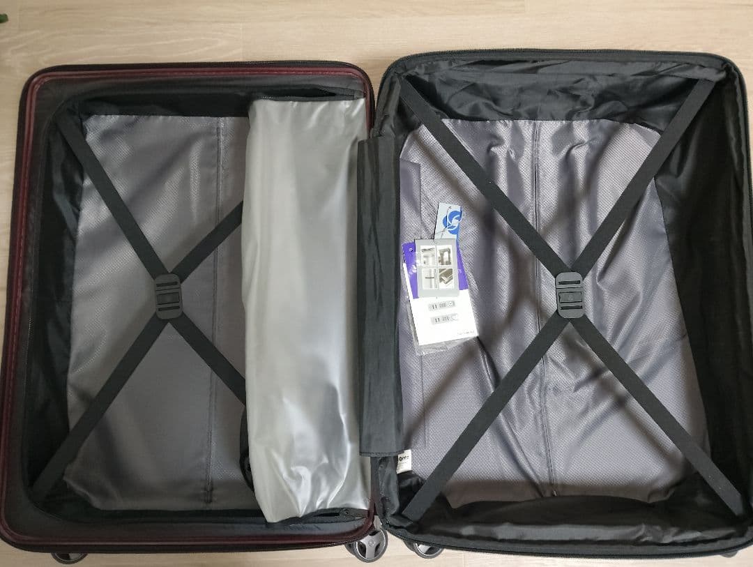 Samsonite Evoa Spinner 75スーツケース