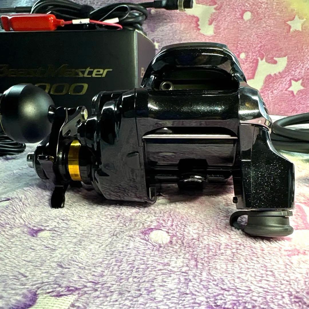 【美品】シマノ（SHIMANO）電動リール 22ビーストマスター 2000