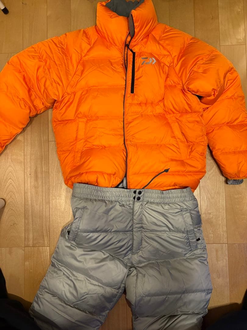 Daiwa ダイワ　ダウンセット上下　L