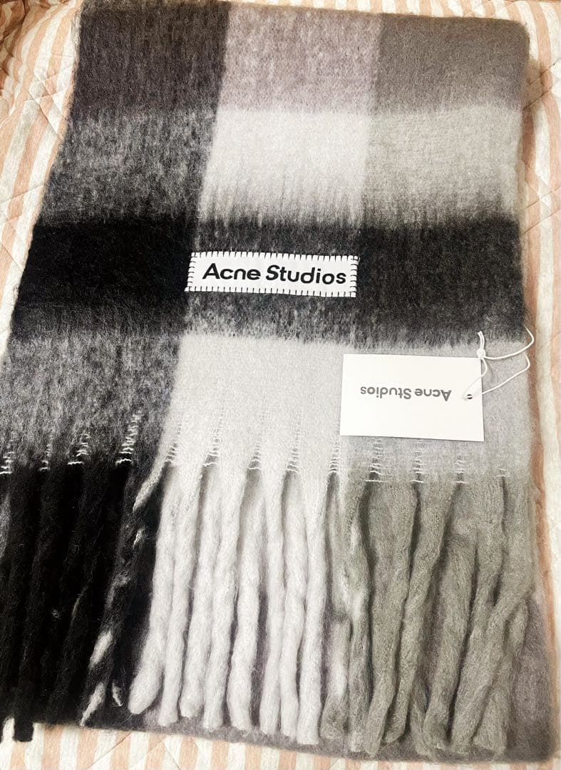 【新品未使用】Acne Studios マフラー