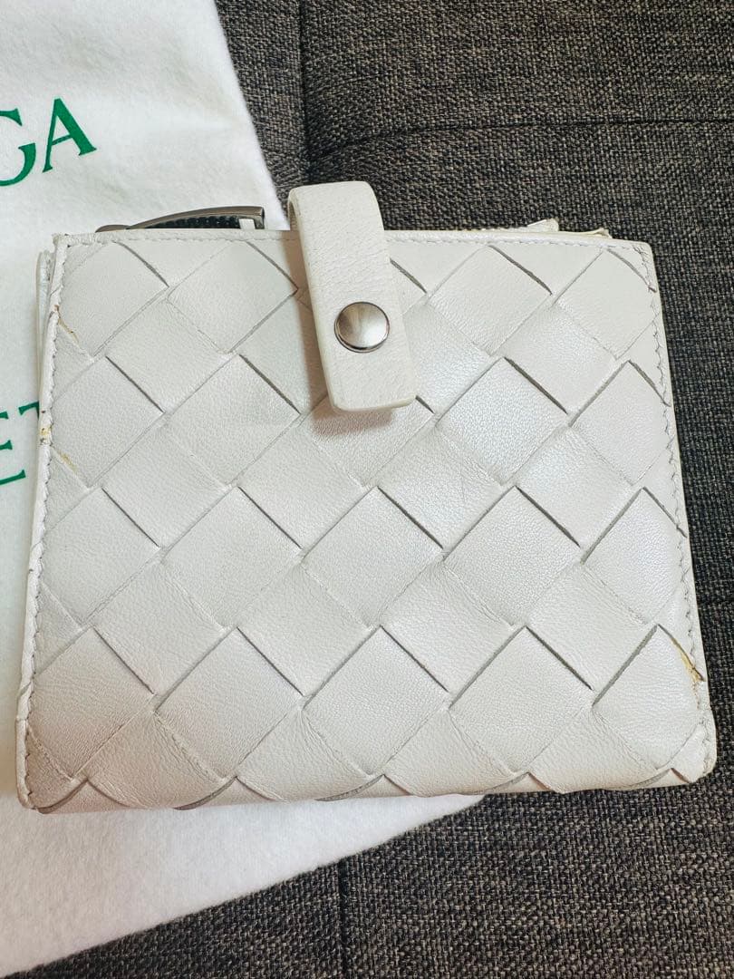BOTTEGA VENETA ボッテガヴェネタ 二つ折り財布