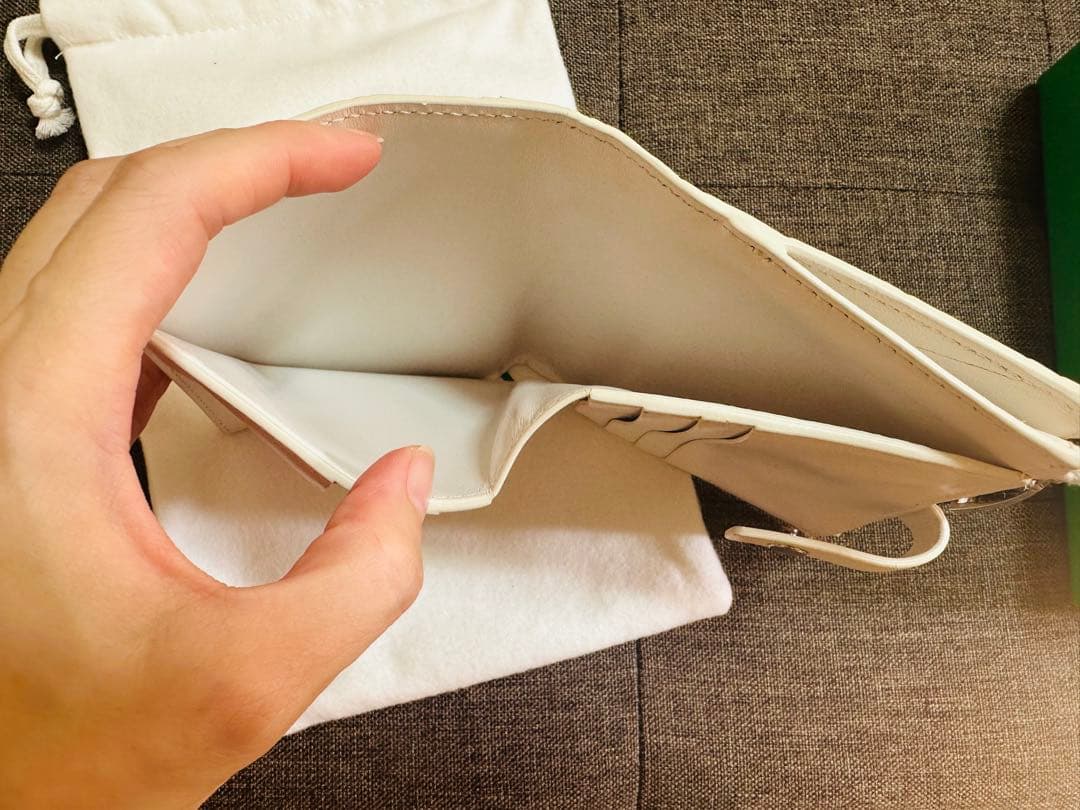 BOTTEGA VENETA ボッテガヴェネタ 二つ折り財布