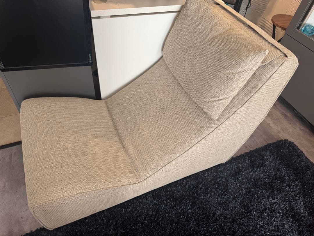 1人掛けソファ Noyes Relaxed Sofa