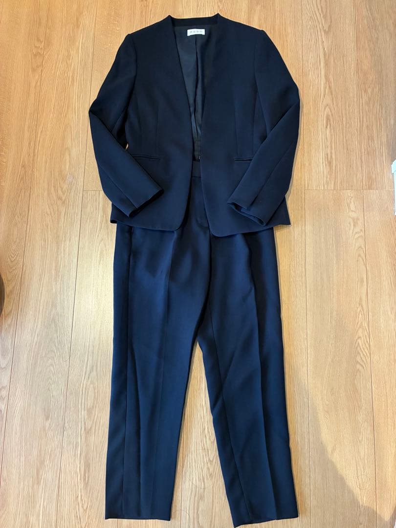 あけみん　プラステ　スーツ　ジャケット　パンツ　セットアップ　ネイビー