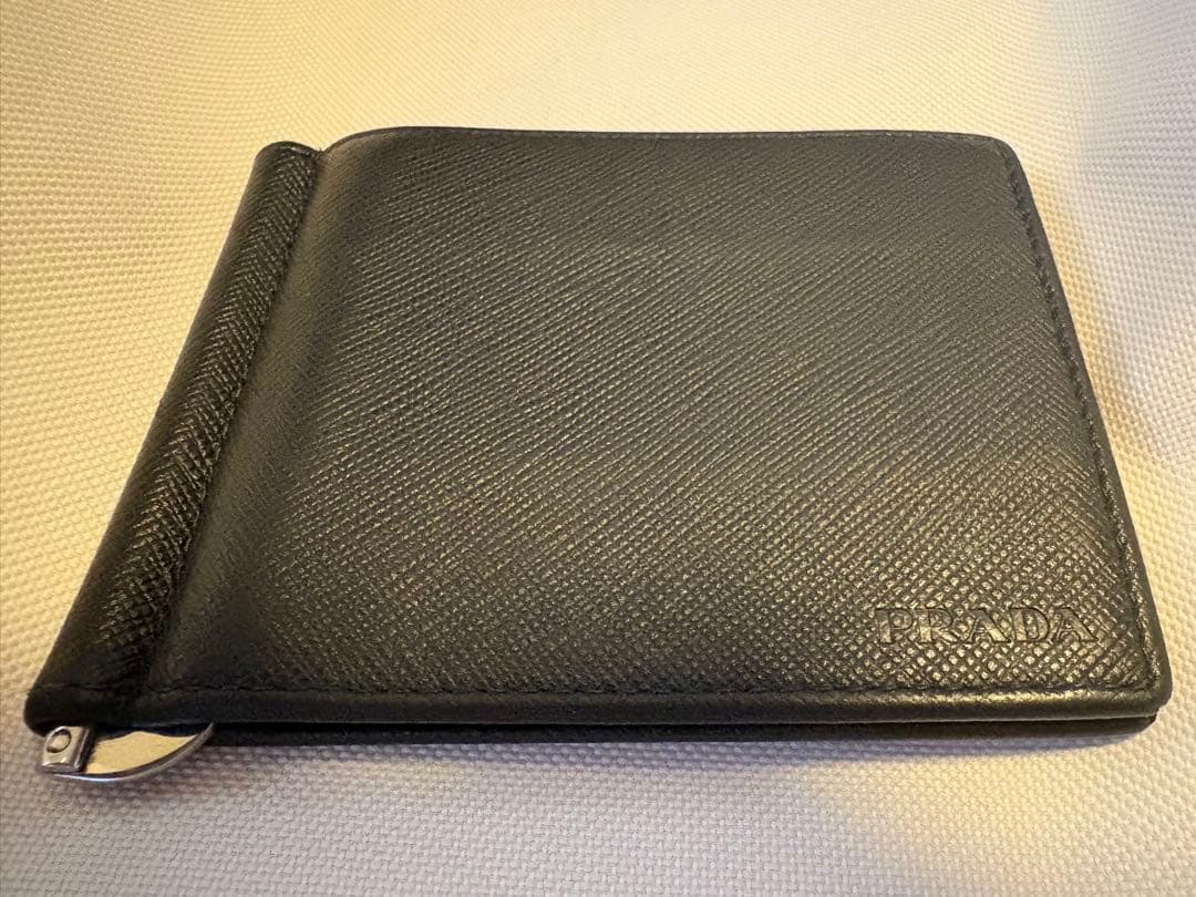【美品 】本体のみ PRADA ブラック レザー マネークリップ（プラダ）
