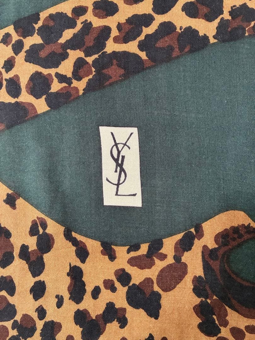Yves Saint Laurent ヒョウ柄 レオパード柄 大判ストール