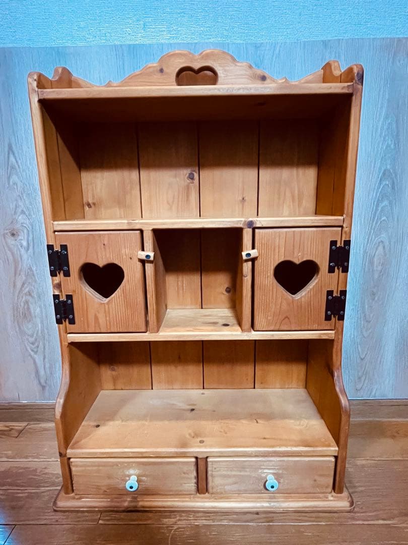 アメリカンカントリー家具　カントリーハート　木製ハート型扉付きシェルフ