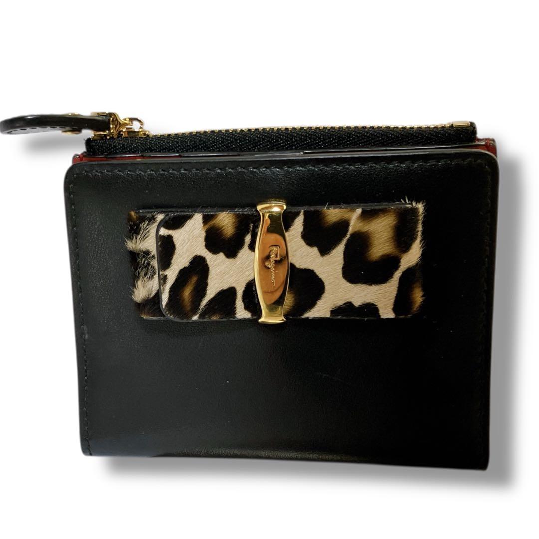 サルバトーレフェラガモ 良品 イタリア製ハラコヴァラリボン 2つ折り財布ブラック