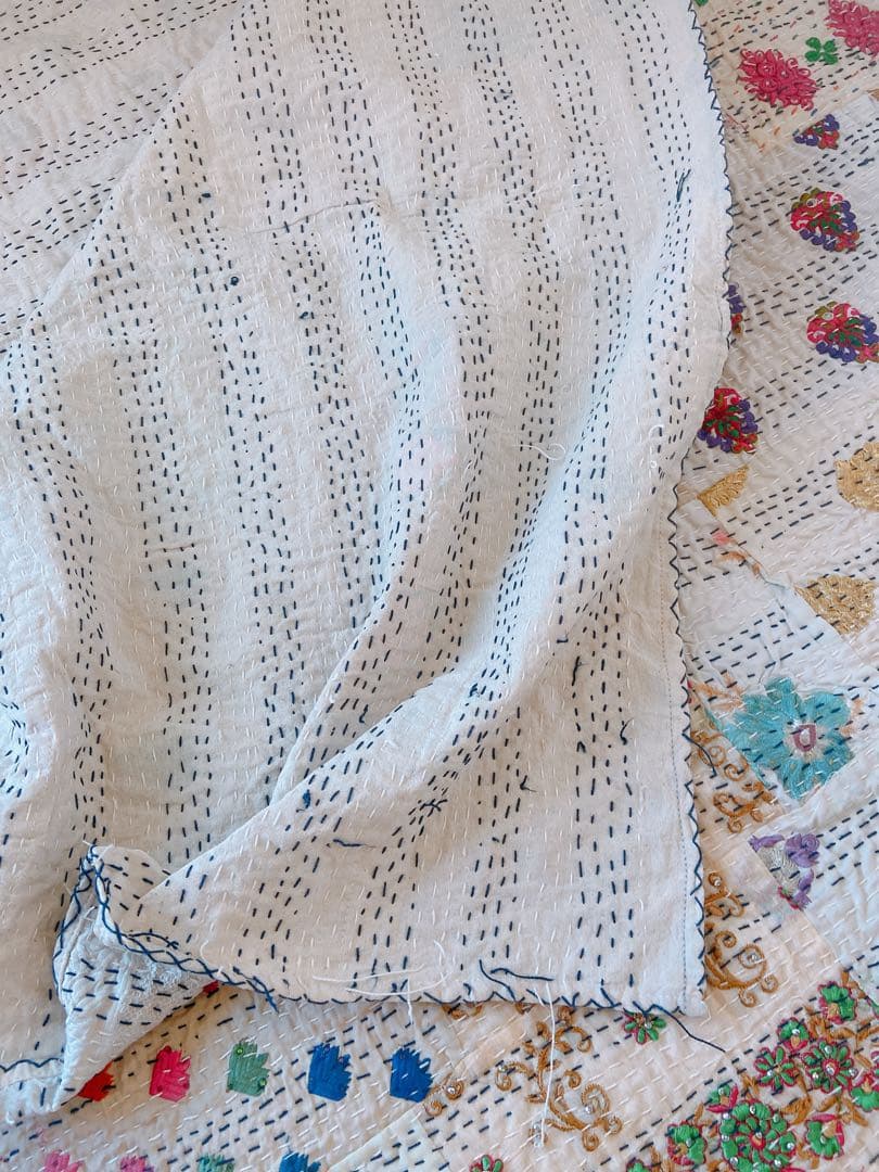 インド　カンバディアキルト　ダブルサイズ　キングサイズ　アイボリー