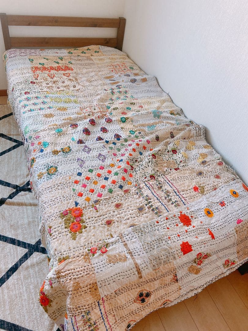 インド　カンバディアキルト　ダブルサイズ　キングサイズ　アイボリー