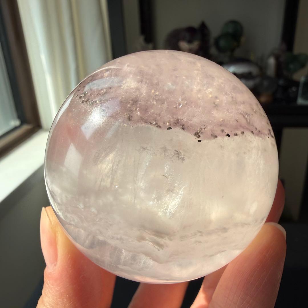 【masa様確認専用】天然石パイライト共生フローライトスフィアNO.021114