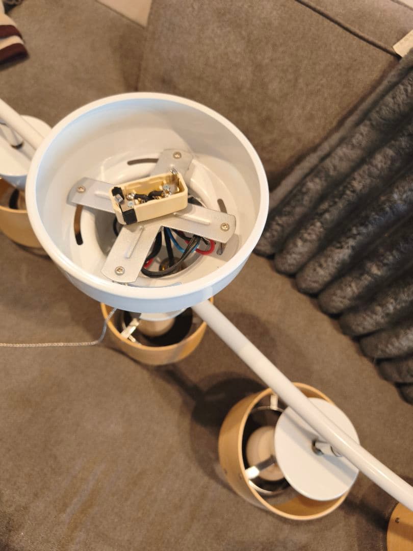 ベガコーポレーション　5灯　シーリングライト　スポットライト 天井照明