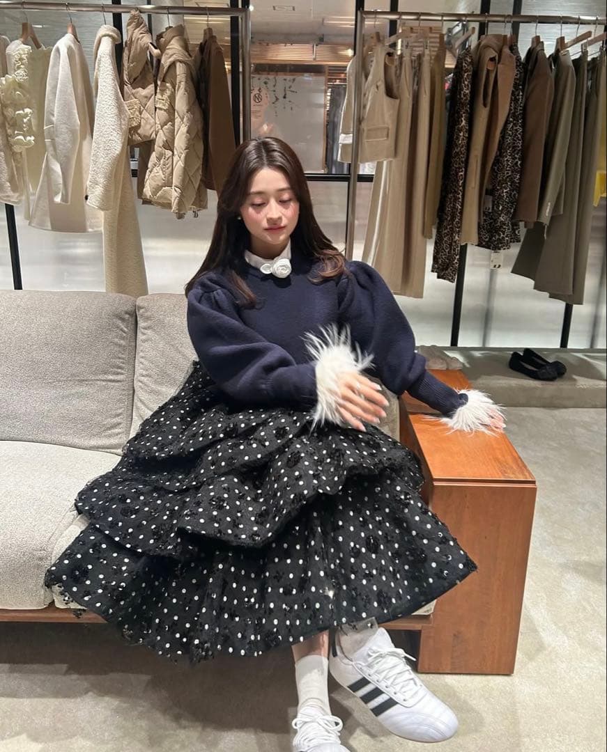 【新品未使用】Bibiy. パフスリーブファーニット ネイビー