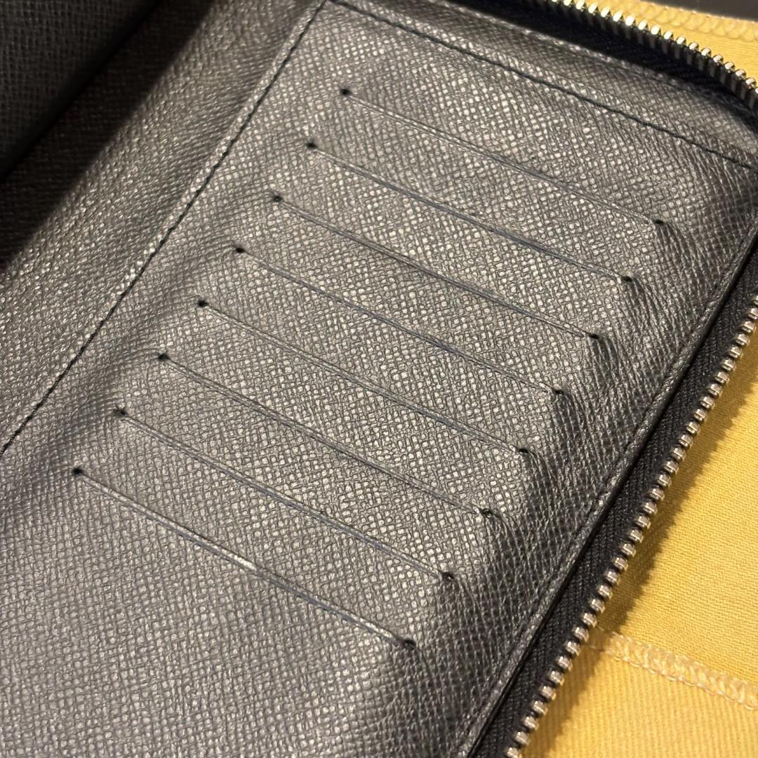ルイヴィトン（LOUIS VUITTON）、長財布、タイガ、　ジッピー、新品同様