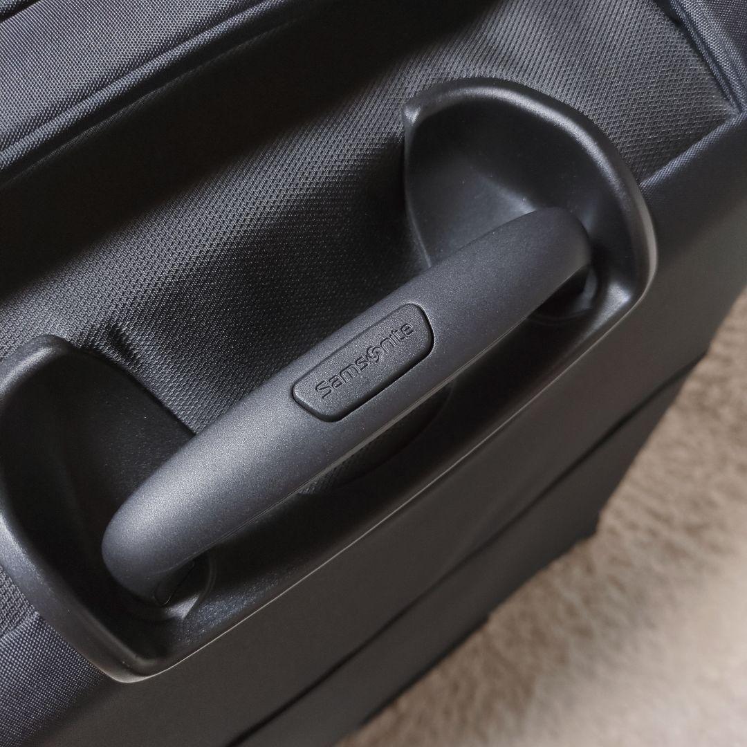 ほぼ未使用！Samsonite　ビーライト4　スピナー71　キャリーケース　黒
