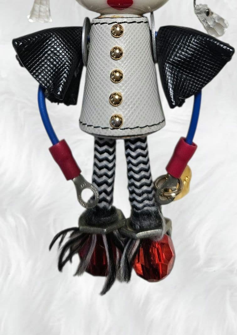 希少✨PRADA ロボット キーホルダー チャーム マリ ハート キーリング