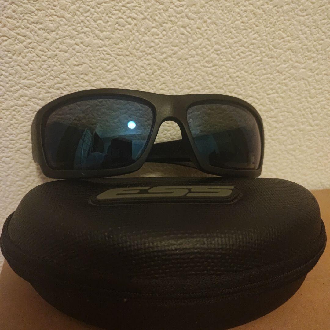 ESS サングラス【CREDENCE】ブルー スモーク