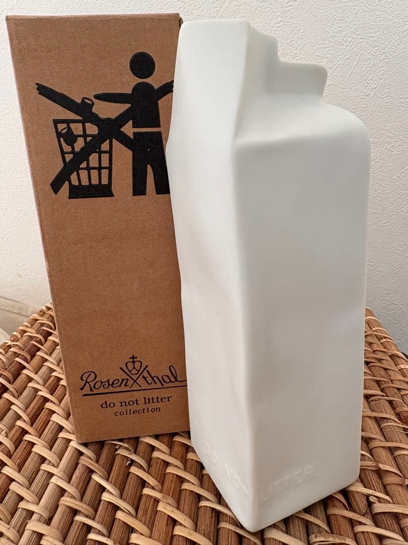 新品未使用:Rosenthal do not litter 牛乳パック型　花瓶