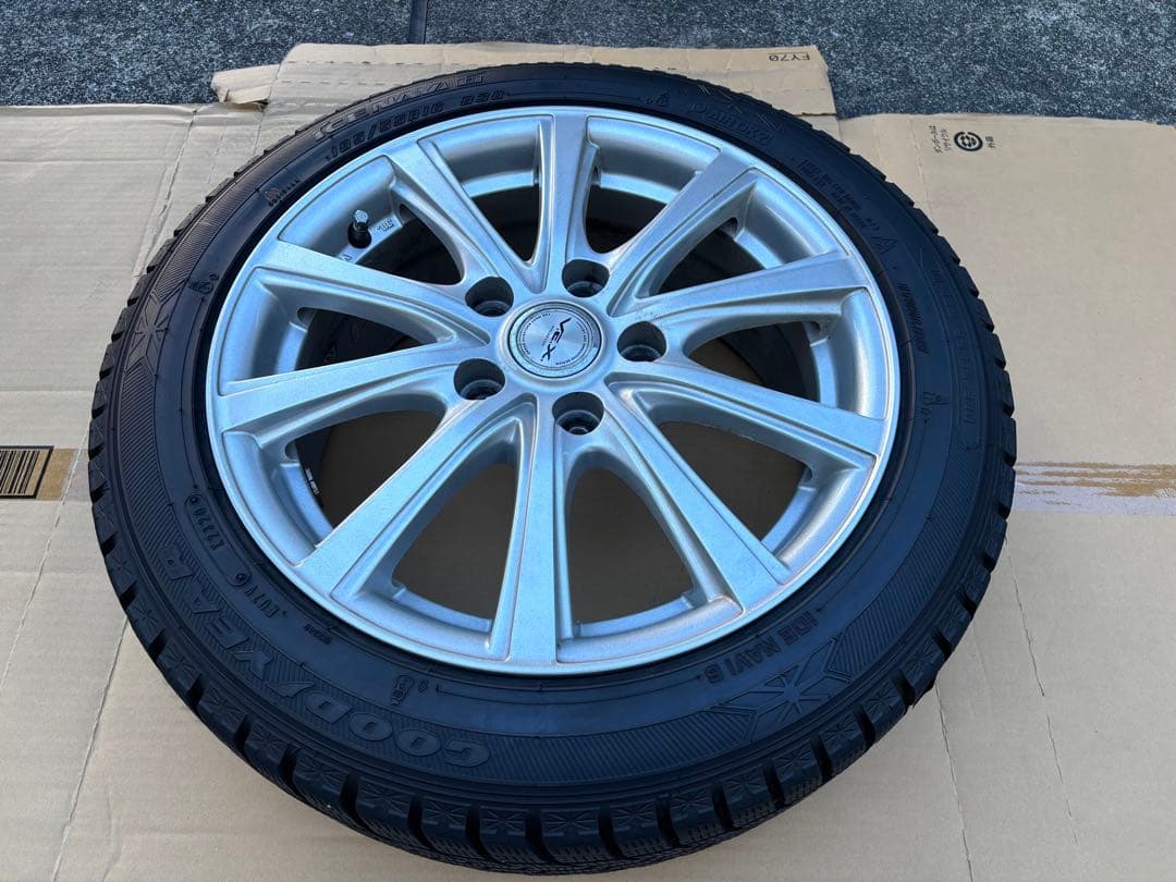 【送料無料】グッドイヤー アイスナビ6 ／スタッドレスタイヤ ／16インチ：4本