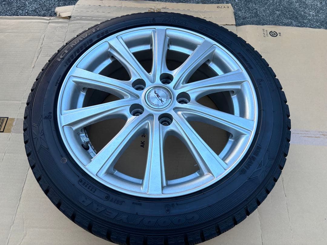 【送料無料】グッドイヤー アイスナビ6 ／スタッドレスタイヤ ／16インチ：4本