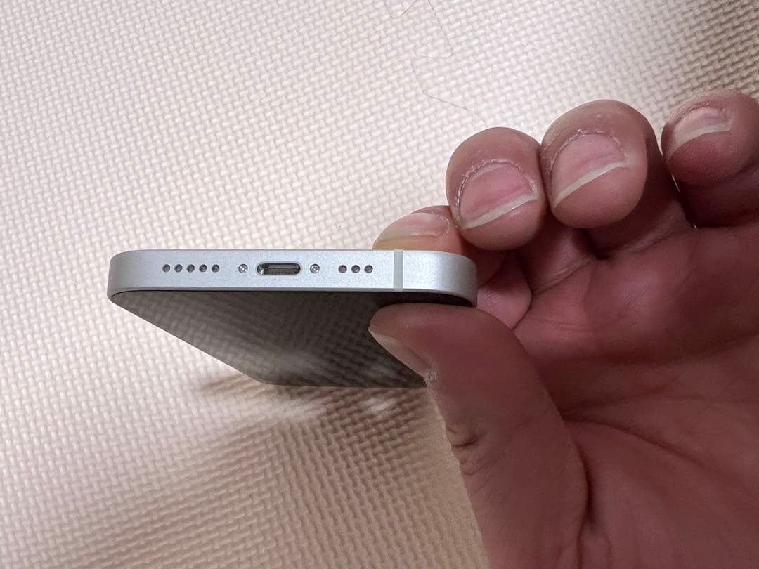 美品 iPhone 13 128GB ピンク 本体 SIMロック解除