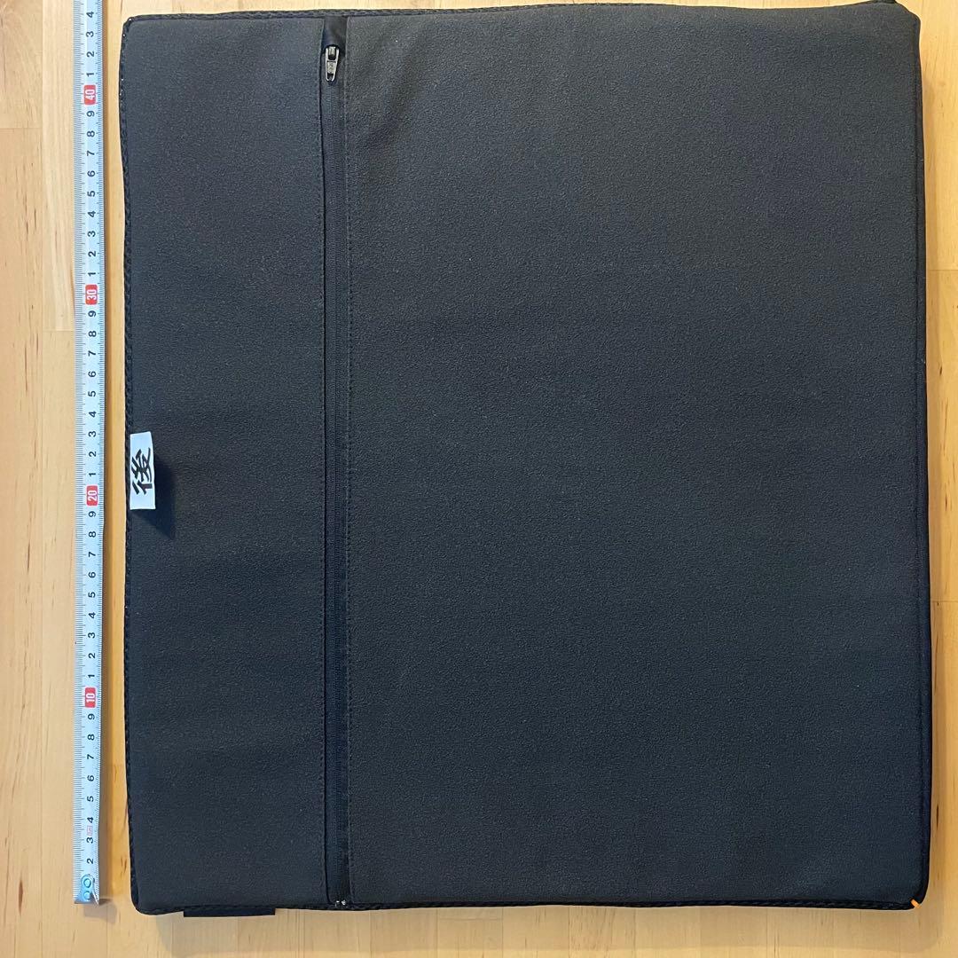 ジェルトロン　シングルクッション　幅42センチ　奥行38センチ　試用のみの美品