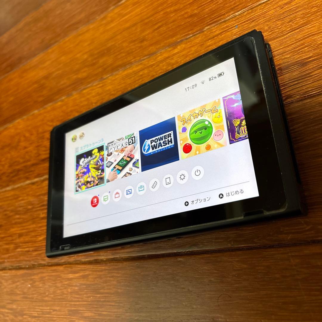 任天堂Switch スイッチ　本体　nintendo