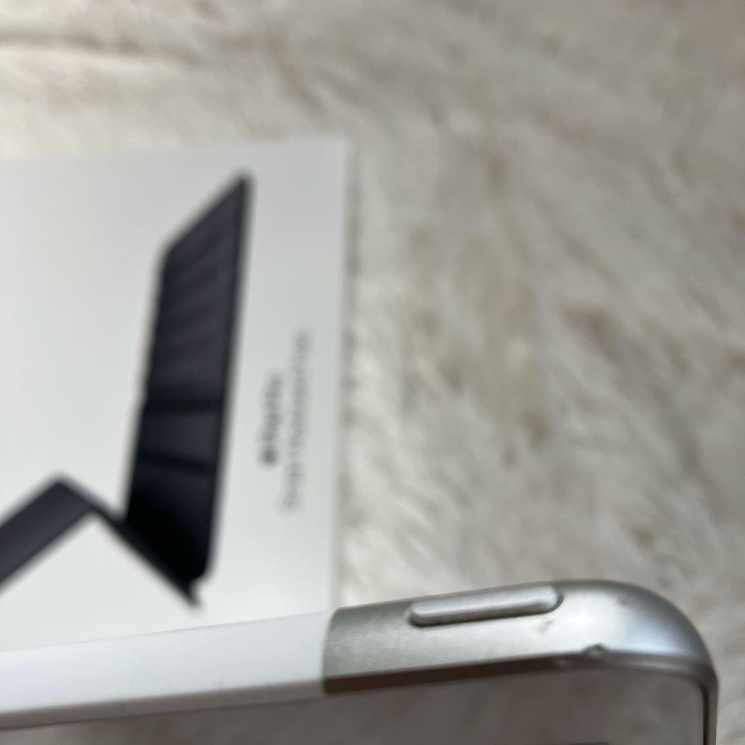 【人気端末】iPad 第8世代 128GB SIMフリー 【すぐ発送】