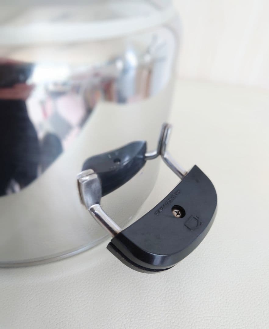 イタリア製　ラゴスティーナ　圧力鍋　5リットル　22cm