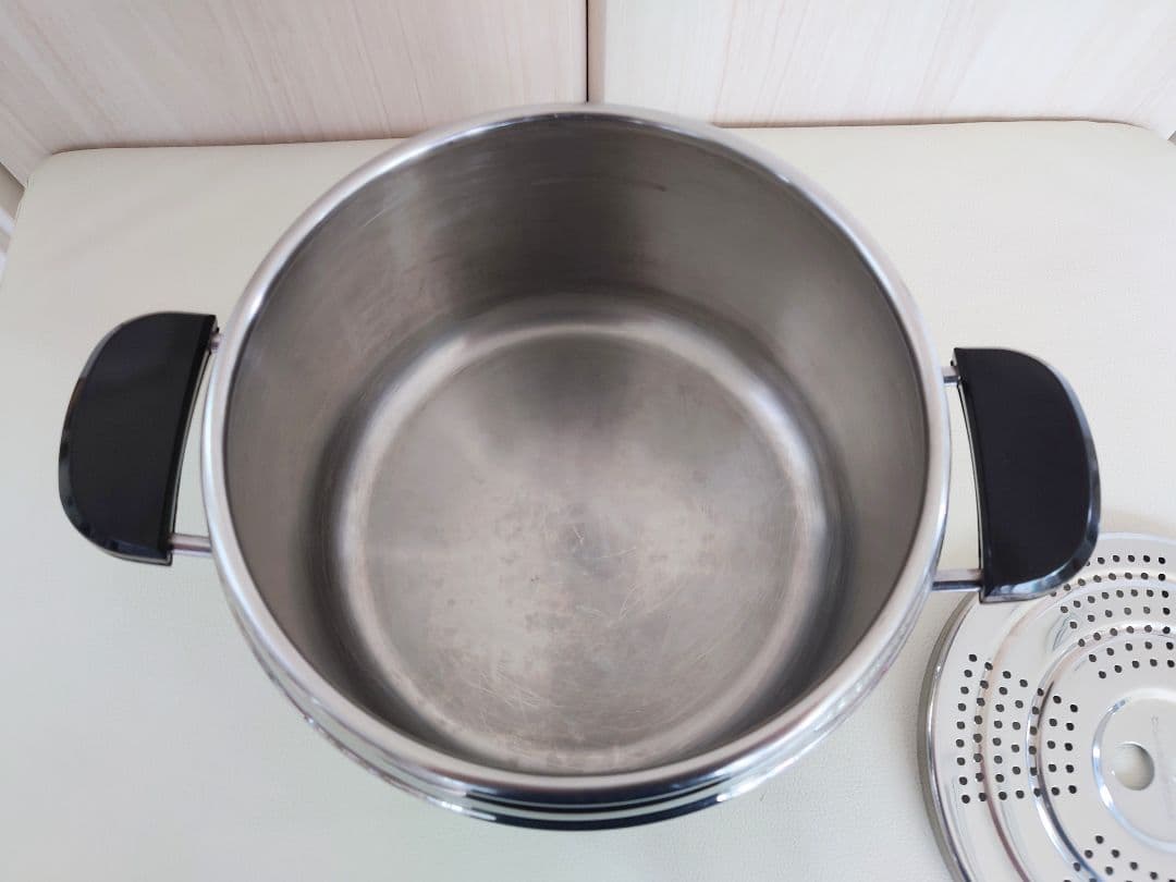 イタリア製　ラゴスティーナ　圧力鍋　5リットル　22cm