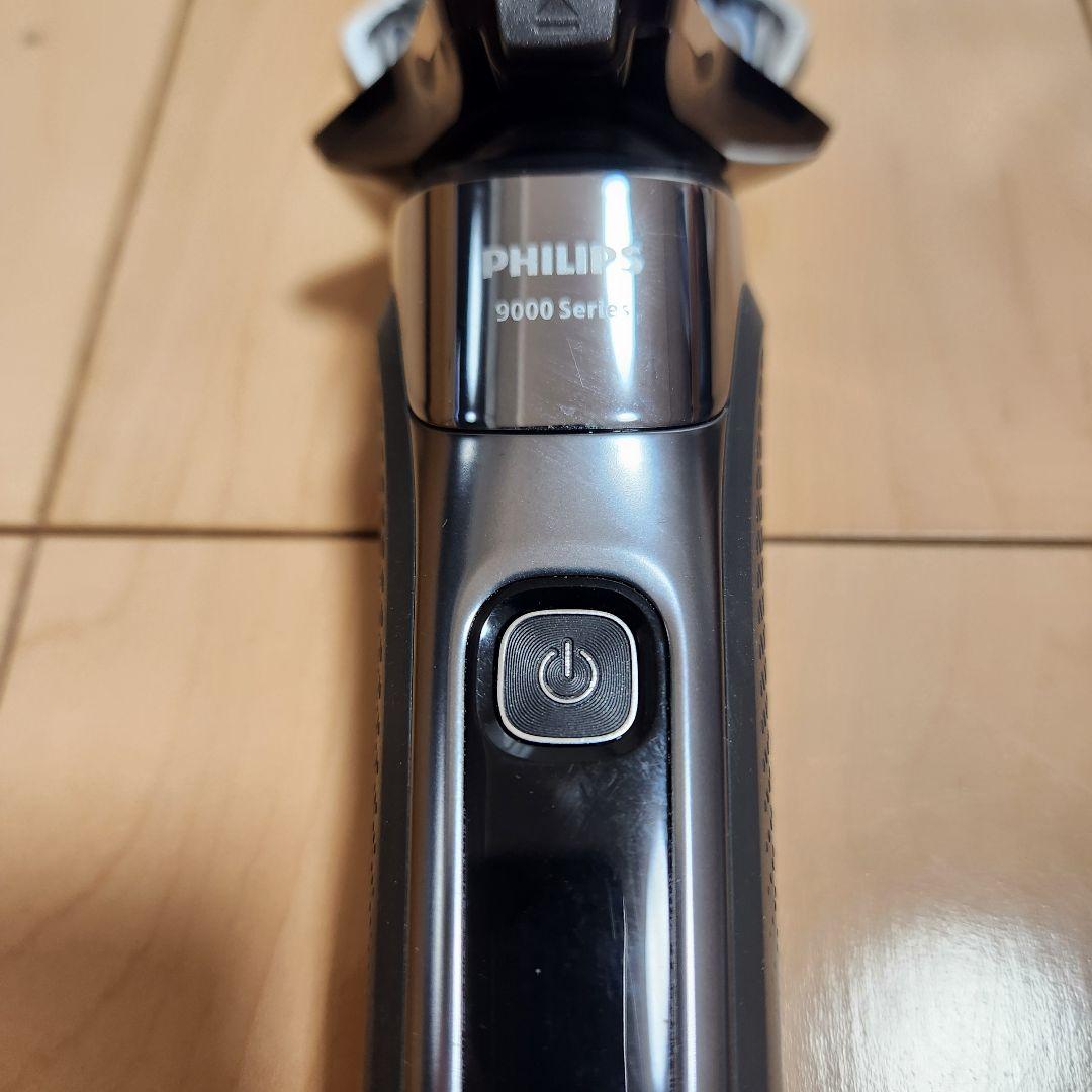 PHILIPS 9000シリーズ 2024年製 シェーバー 中古