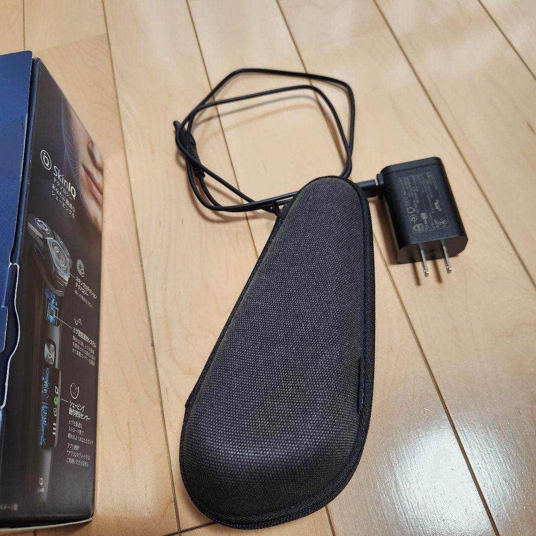 PHILIPS 9000シリーズ 2024年製 シェーバー 中古